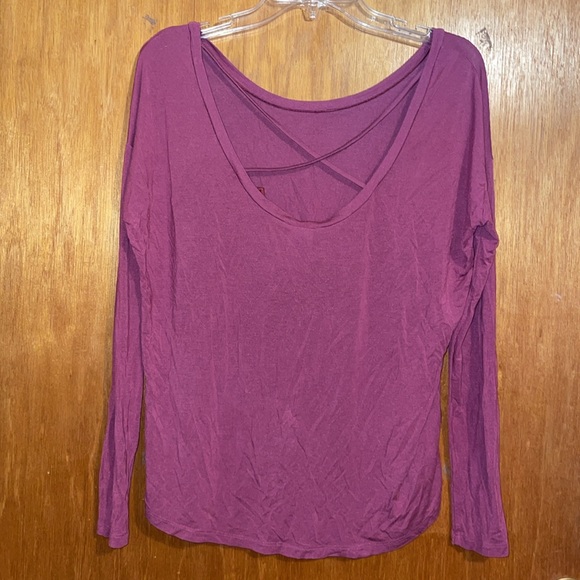 •PINK•VS PINK LIGHTWEIGHT, OVERSIZED FLOWY STRAPPY SCOOP BACK LONG SLEEVE TOP XS - Picture 5 of 7